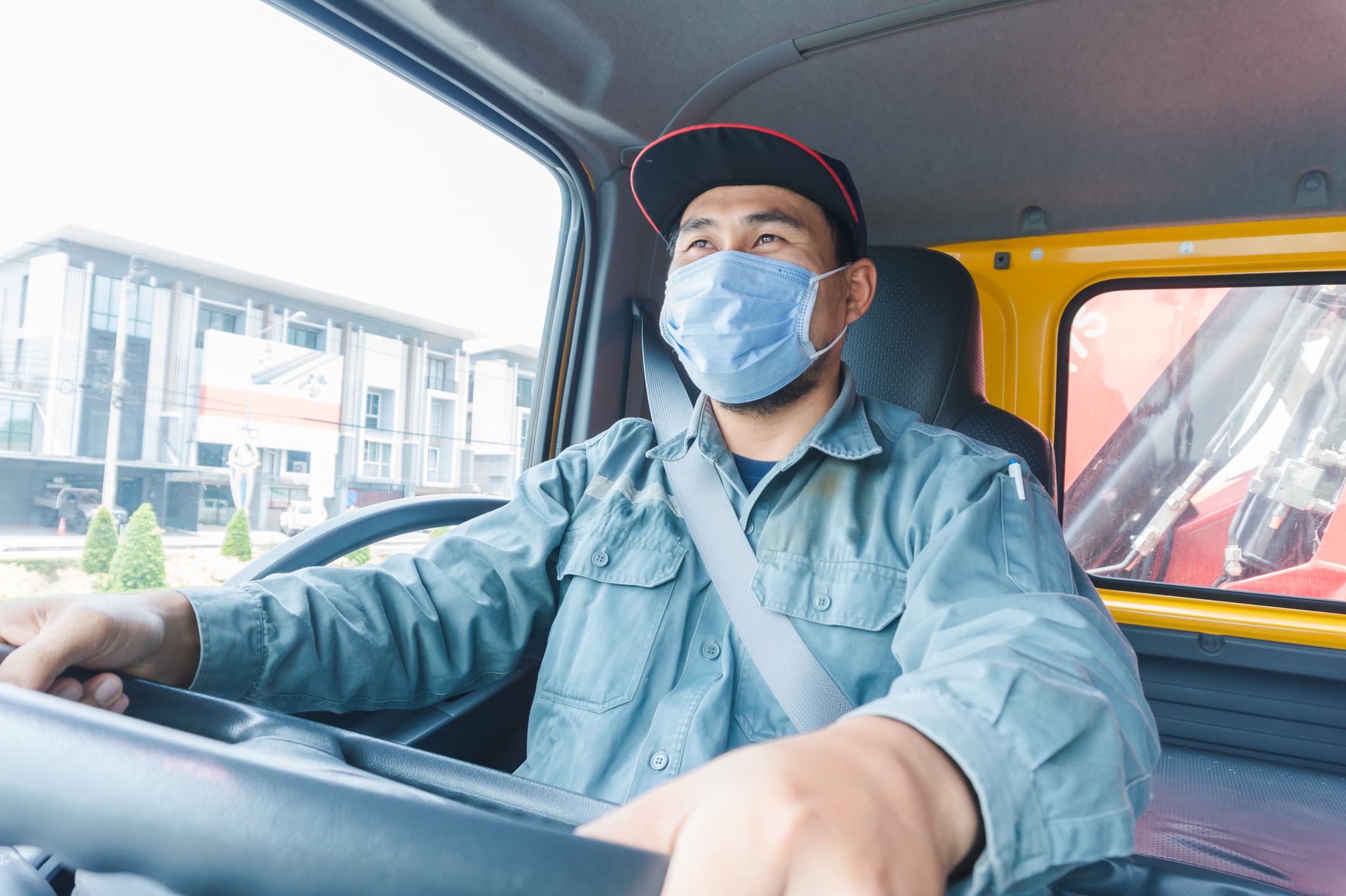 Despite Increasing Demand, Amazon Drivers Say They’re Happier Than Other Gig Workers - thumbnail